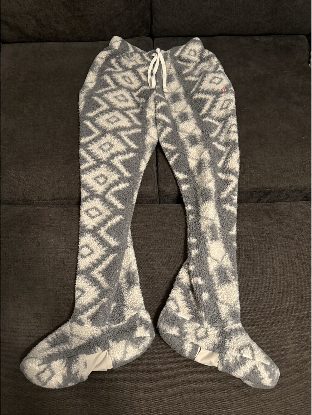 Feejays Cloud GEO19 Footed Sweatpants Sherpa Gray White Women’s Small
